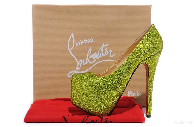 christian louboutin spiked pumps prix prix christian louboutin france pas cher